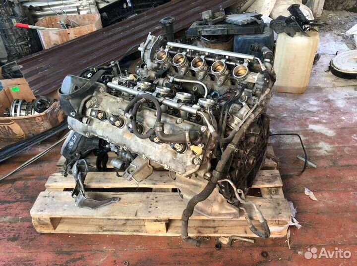 Двигатель на m5 е60