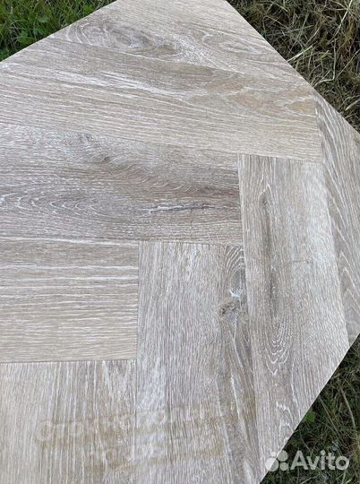 Кварц виниловый ламинат елка