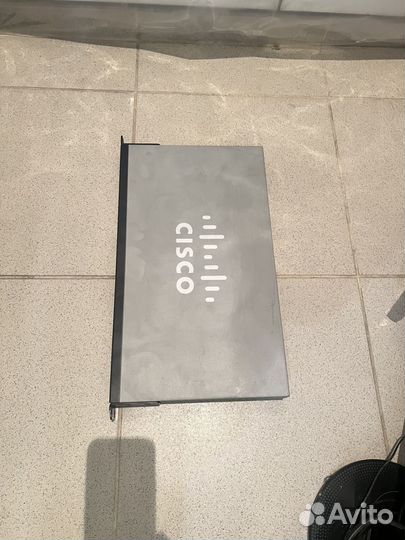 Cisco sf300-48 48 портов