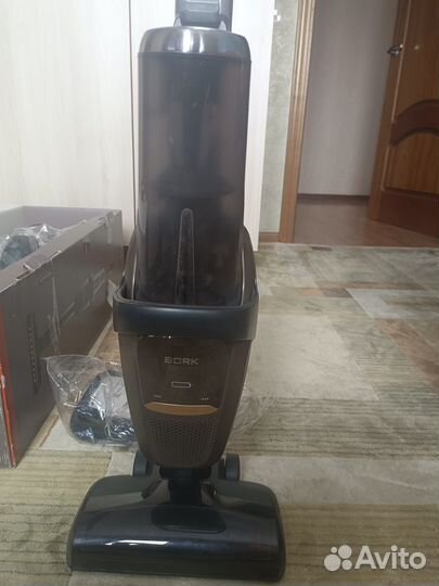 Вертикальный пылесос bork V800