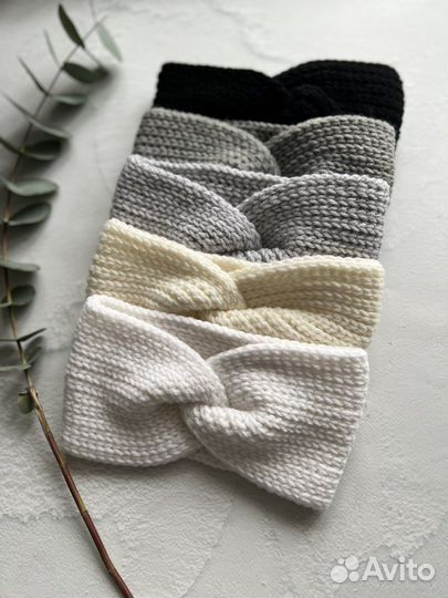 Повязка на голову вязаная