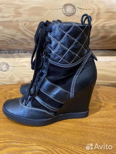 Ботильоны Chloe 38 р