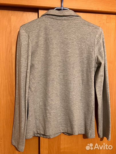 Пиджак трикотажный тонкий S женский