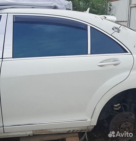 Дверь Mercedes S-Class W221 Long