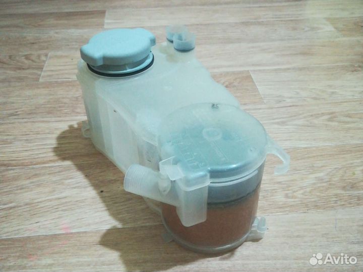 Декальцификатор(солевой бак) Electrolux