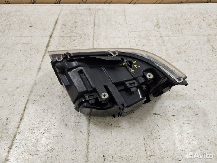 Фара на запчасти правая Land Rover Freelander 2