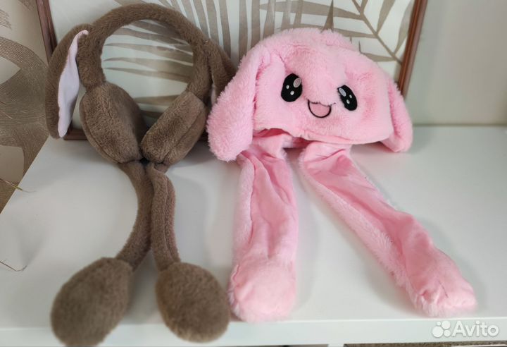 Меховые наушники и шапка