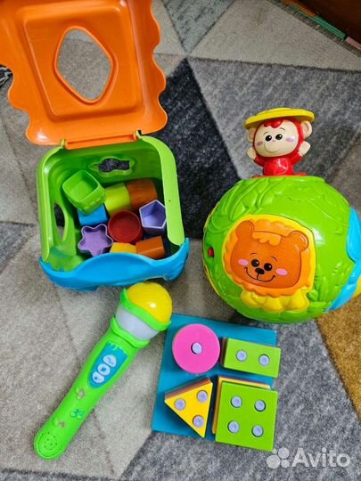 Развивающие игрушки для малышей