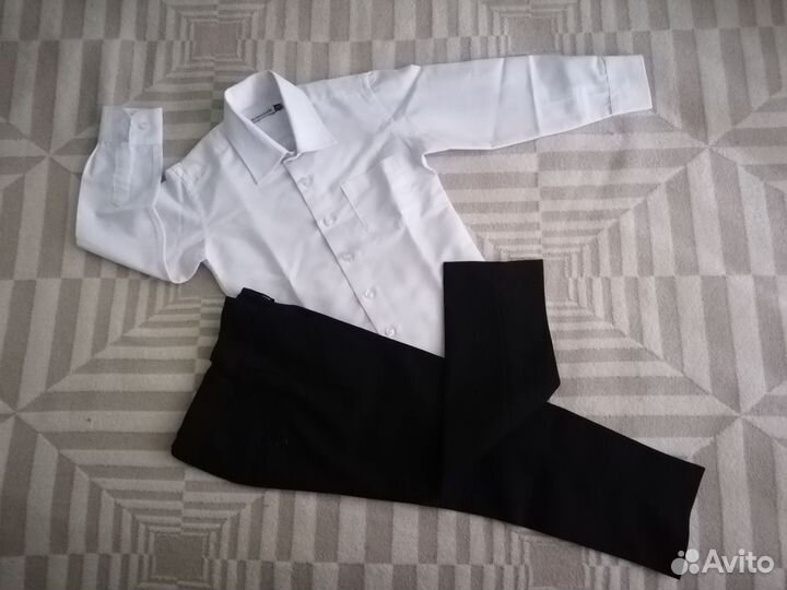 Рубашка и брюки на мальчика 104 р-р