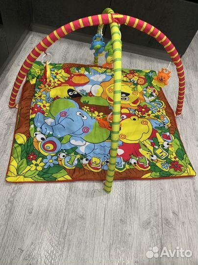 Развивающий коврик для малшей