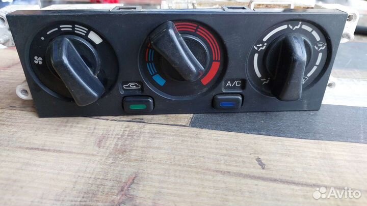 Блок управления печкой Nissan Almera n15