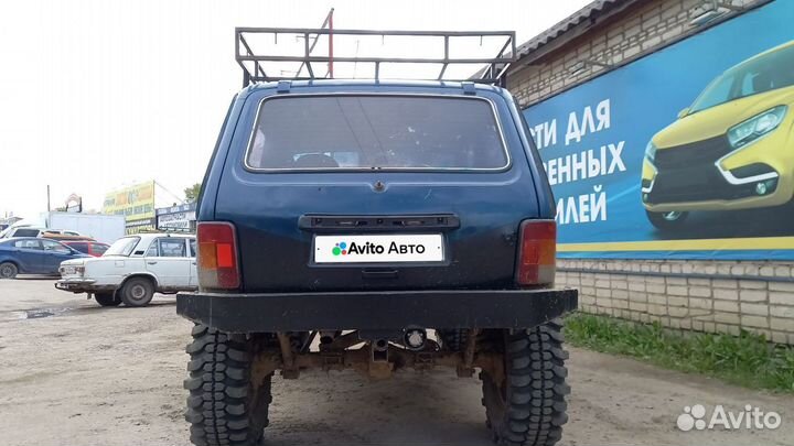 LADA 4x4 (Нива) 1.7 МТ, 2003, 50 000 км