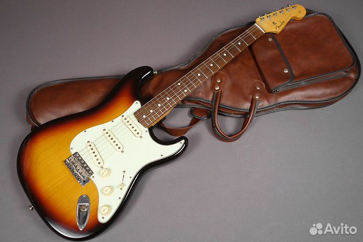 Fender Stratocaster ST62 - 95/70 US Pickups MIJ