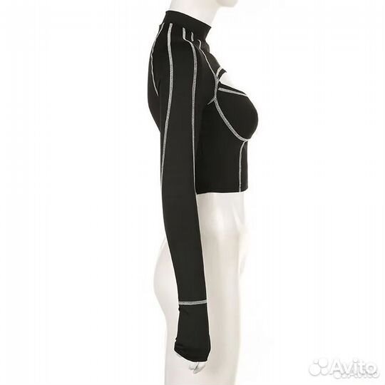 Укороченный топ с вырезом Cyberpunk