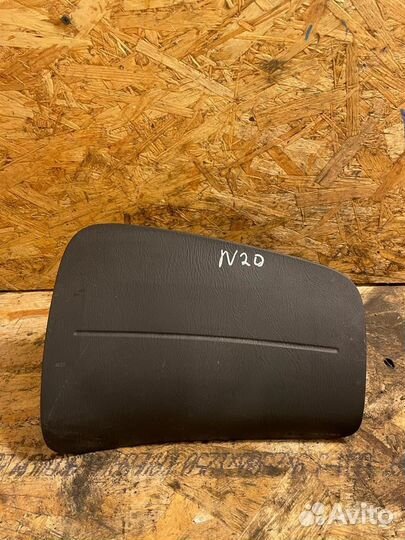 Подушка в торпедо Ниссан Альмера N16 с накладкой