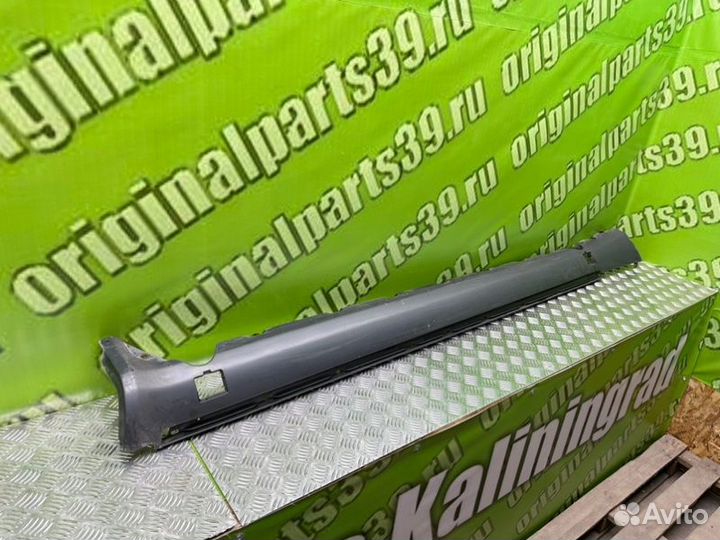 Накладка порога левая Mercedes-Benz E-Class W124