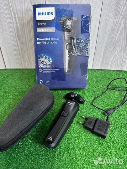 Электробритва Philips S5587/30
