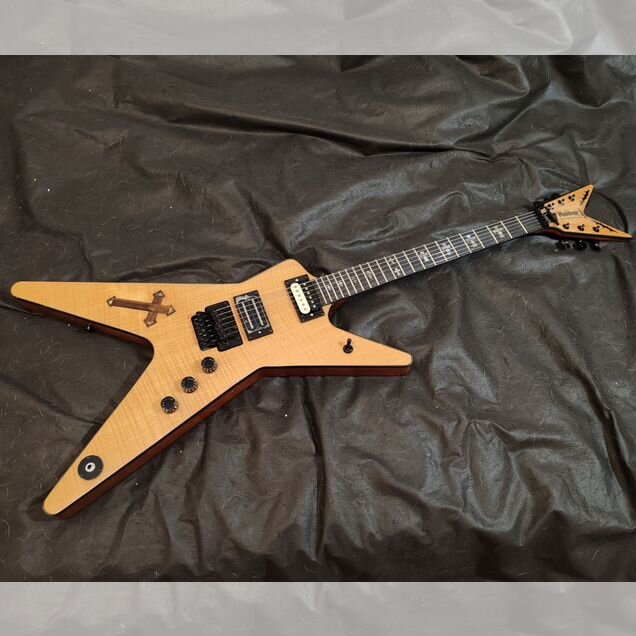 Реплика Washburn Southern Cross Даймбэга Даррелла