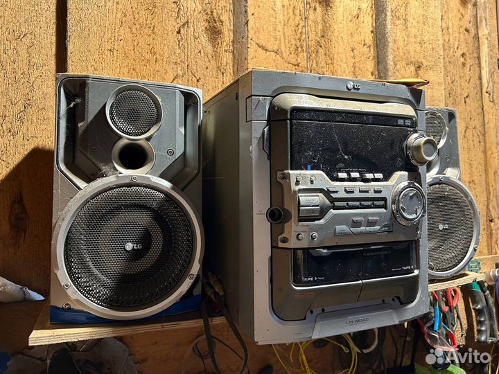 Музыкальный центр