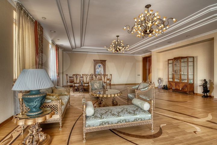 7-к. квартира, 462 м², 5/9 эт.