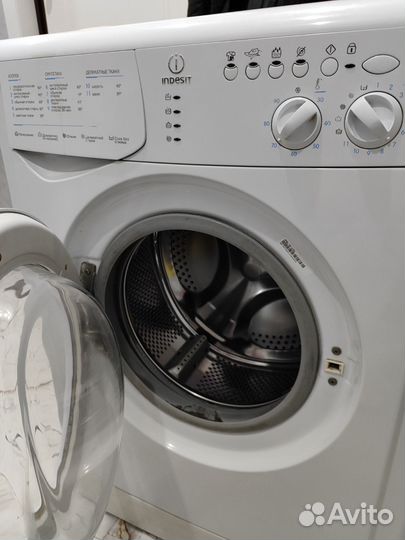 Стиральная машина indesit wsl102