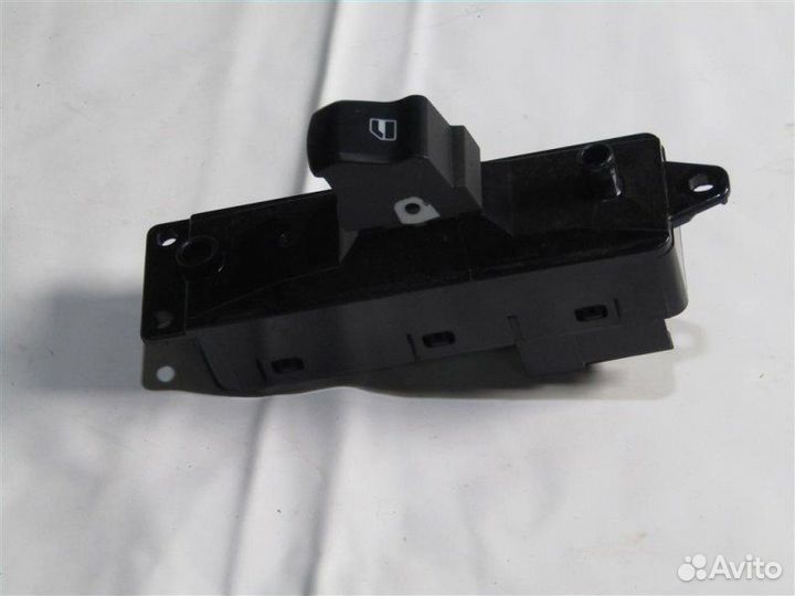 Кнопка стеклоподъемника задняя левая Haval F7 X