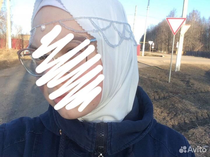 Цепочка на голову из бисера