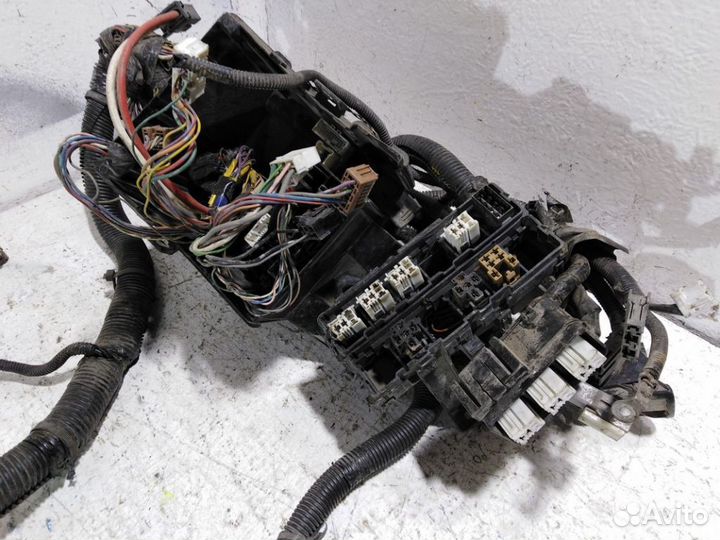 Проводка (коса) Ниссан