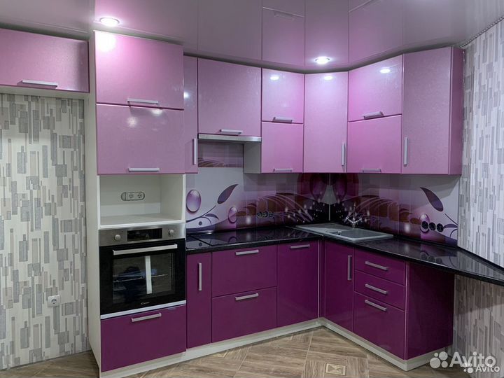 Кухня угловая на заказ за 14 дней