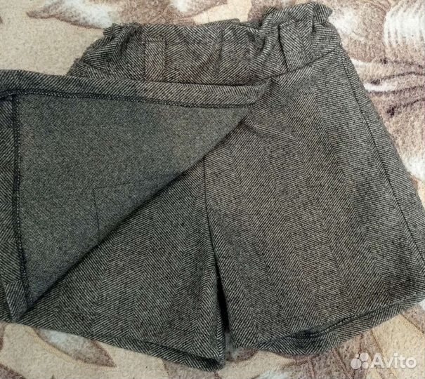 Брюки(проданы), сарафан, юбка-шорты, р-р 134-140