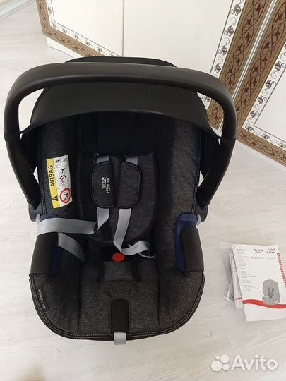 Детское автокресло люлька Britax Romer