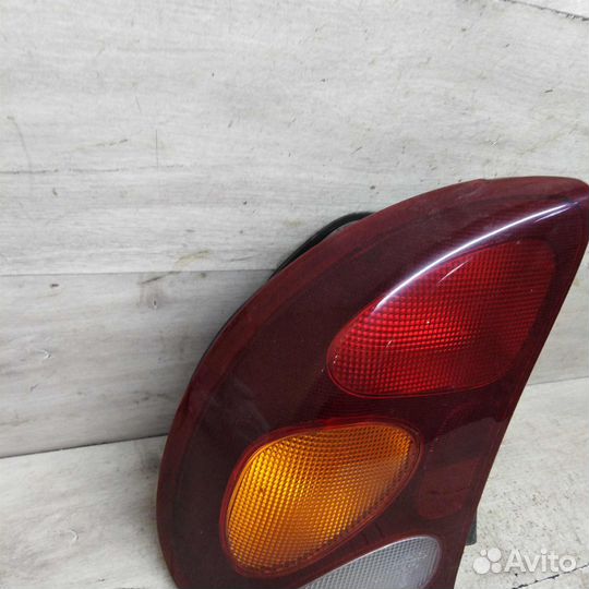 Фонарь задний левый Chevrolet Lanos