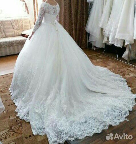 Свадебное платье