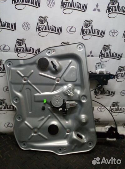 Стеклоподъемник передний правый Nissan X-Trail M9R