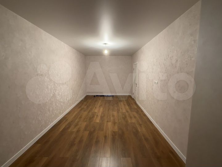 2-к. квартира, 60 м², 9/10 эт.