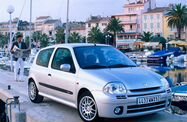 Renault Clio RS II (2000—2001) Хетчбэк