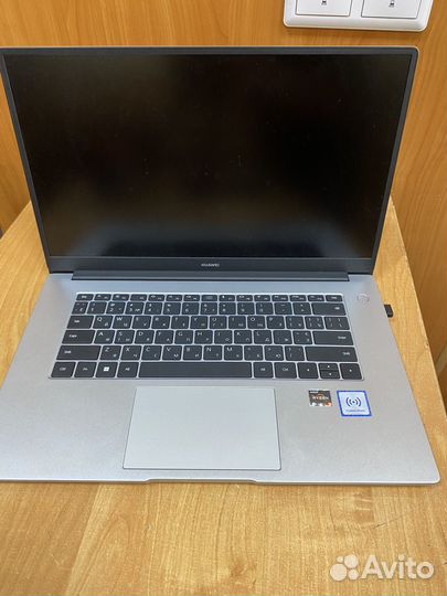 Ноутбук Huawei matebook D15