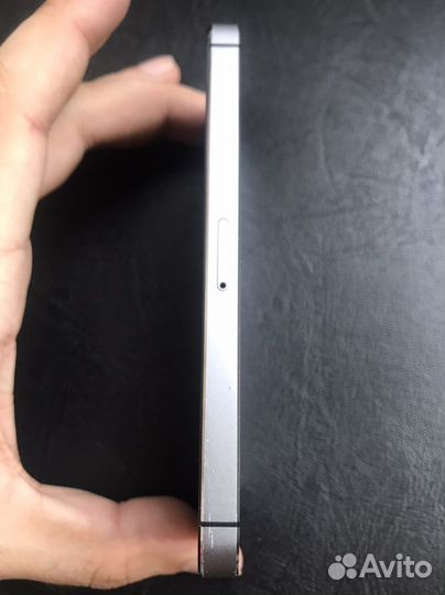 iPhone 5s 64Gb