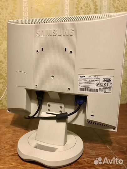 Монитор samsung syncmaster 710n