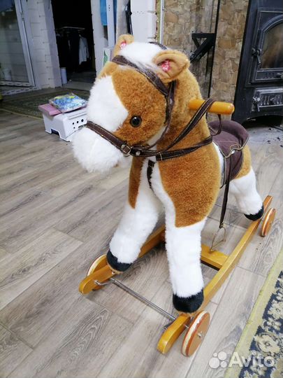 Детская качалка лошадь