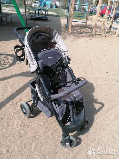 Прогулочная коляска