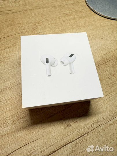 Наушники AirPods pro 1 поколение