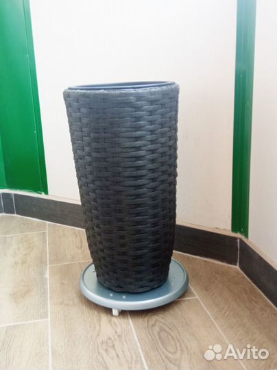 Кашпо напольное