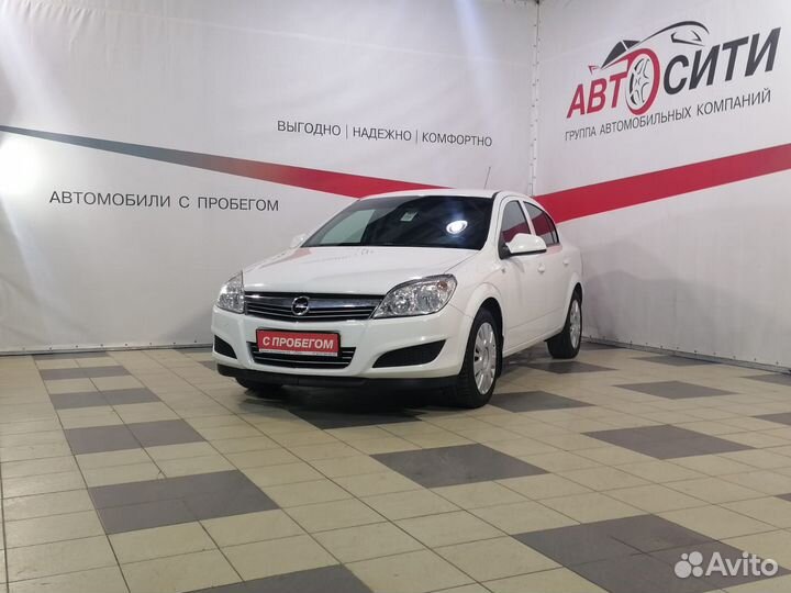 Opel Astra 1.6 МТ, 2011, 217 000 км