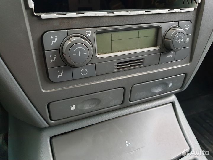 Капот бу Газ Крайслер Волга 31105 2008 с разборки