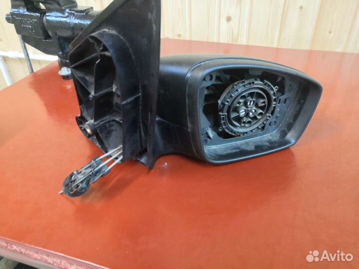 Зеркало на поло