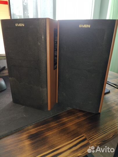 Акустические колонки sven