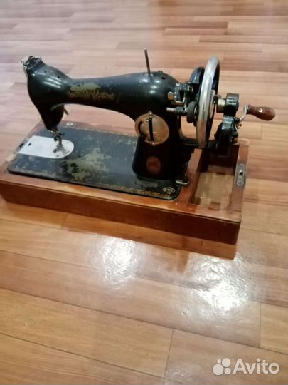 Швейная машина ручная бу