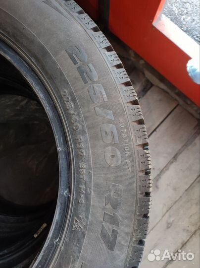 Pirelli Formula Ice 225/60 R17