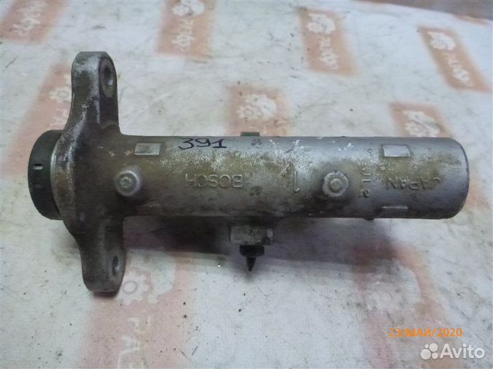 Главный тормозной цилиндр Mitsubishi Outlander